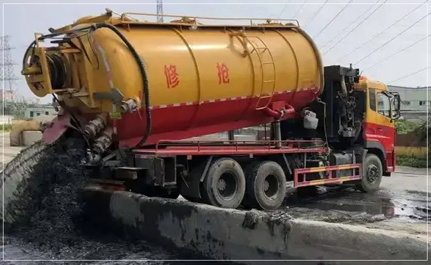 新建沉淀池清理案例